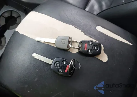 2011 Honda Pilot Touring из США, поврежденный, VIN 5FNYF4H99BB101070